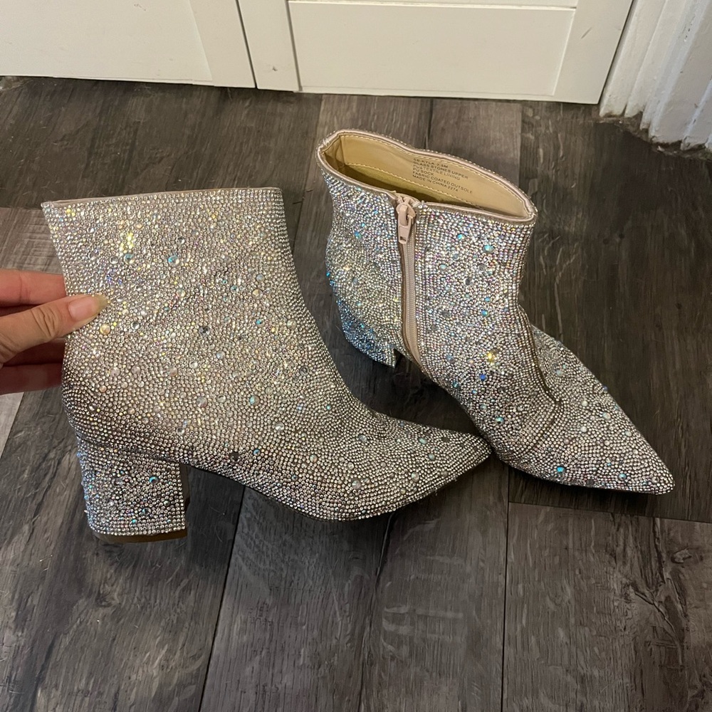 Betsy Johnson rhinestone sparkle boots size 7.5